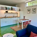 Garden 4*